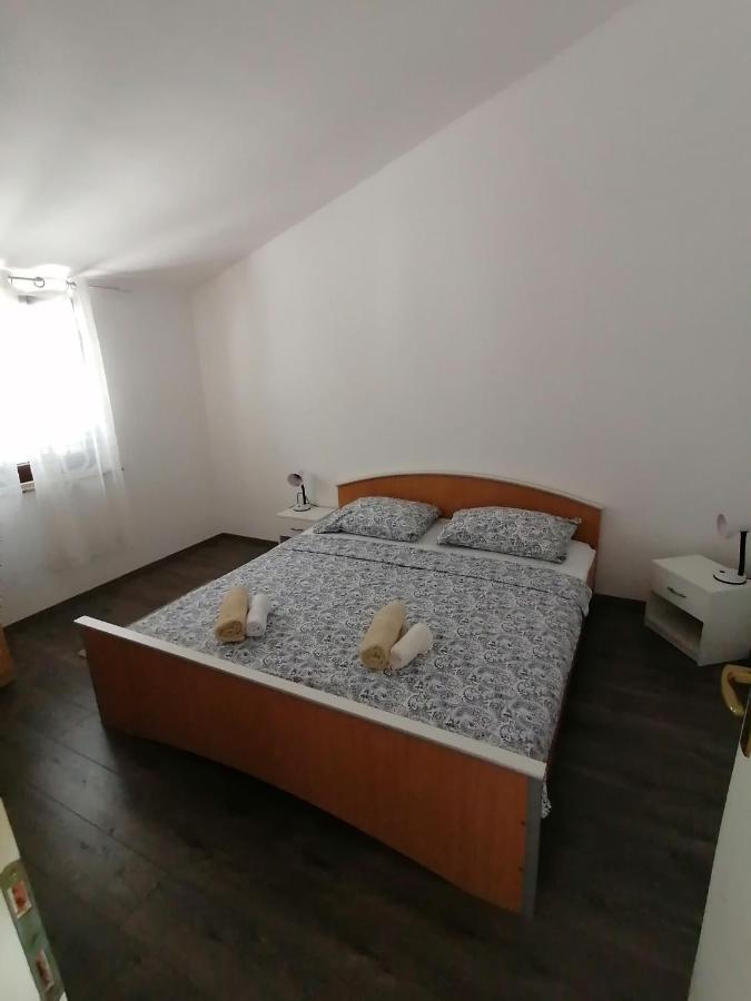 Apartman Vil Apartamento Sveti Vid-Miholjice Exterior foto