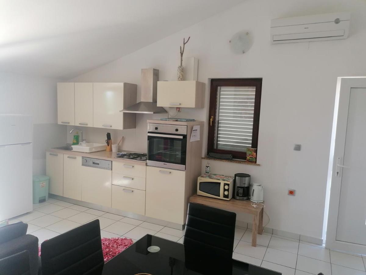 Apartman Vil Apartamento Sveti Vid-Miholjice Exterior foto