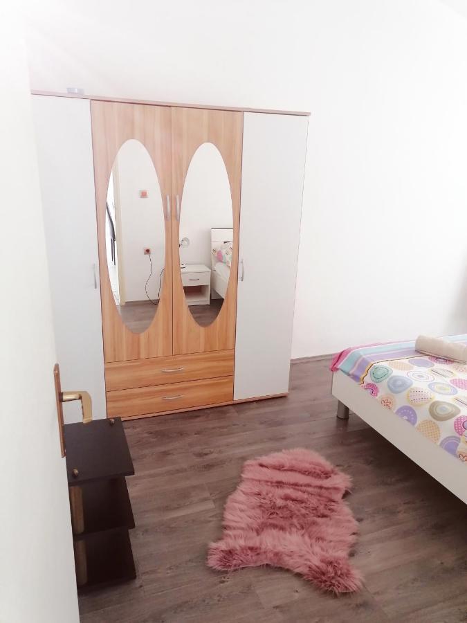Apartman Vil Apartamento Sveti Vid-Miholjice Exterior foto
